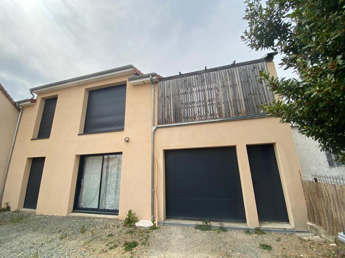 Apartamento Loft Avec Terrasse Pour 4 Pers A 3Km Du Circuit Avec Garage Au Calme Le Mans Exterior foto